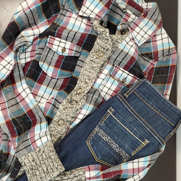 BKE Tops - BKE Flannel Snap Button Up with Sweater Detail